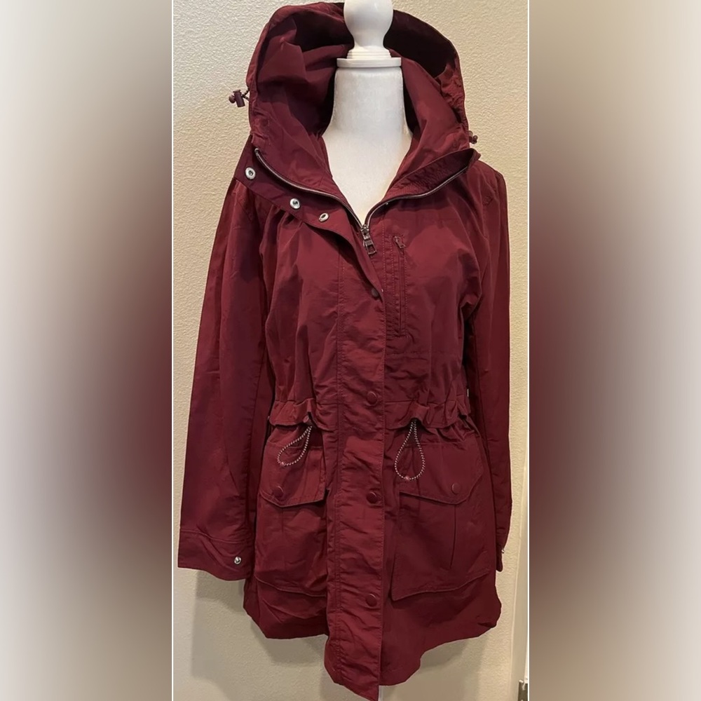 J Crew Perfect Lightweight Raincoat Burgundy Maroon Water Resistant Jacket XS